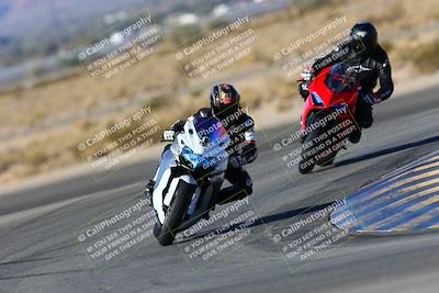 media/Jan-09-2022-SoCal Trackdays (Sun) [[2b1fec8404]]/Turn 11 (935am)/